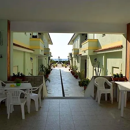 Santa Barbara Апарт-отель Сан-Фердинандо