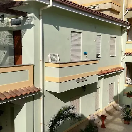 Aparthotel Santa Barbara 3*