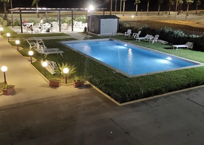 Santa Barbara Aparthotel