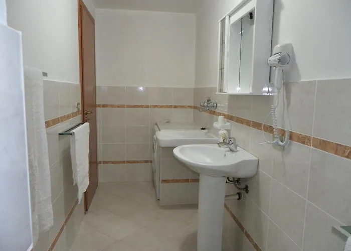 Santa Barbara Aparthotel